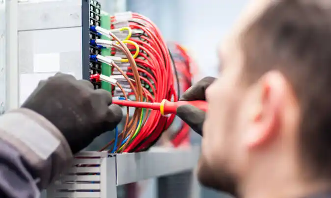 electrician Valley City